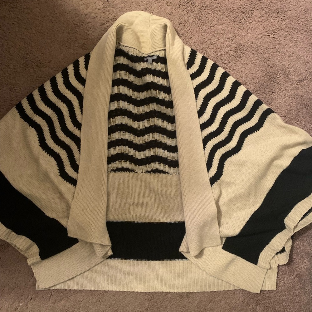 Poncho sweater
